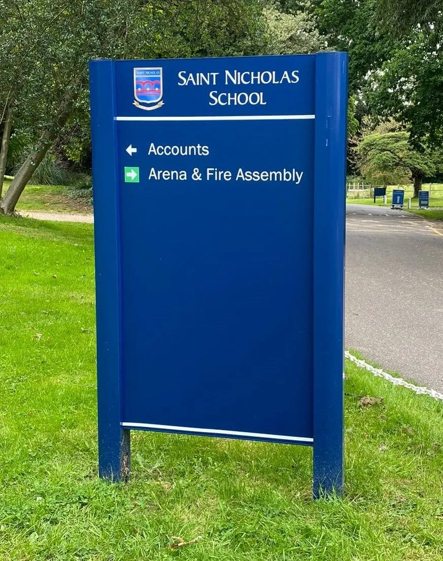 School Sign Harlow