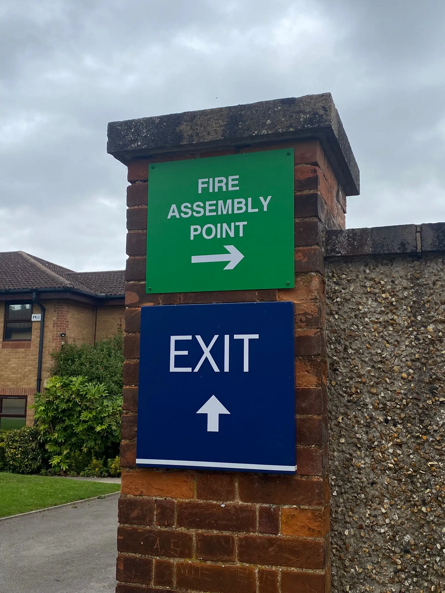 School Signage Harlow