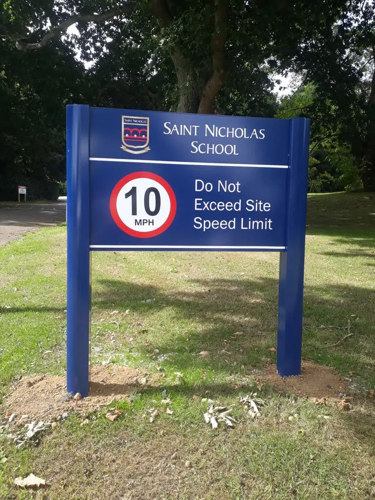 East Herts Signs Private School Signs