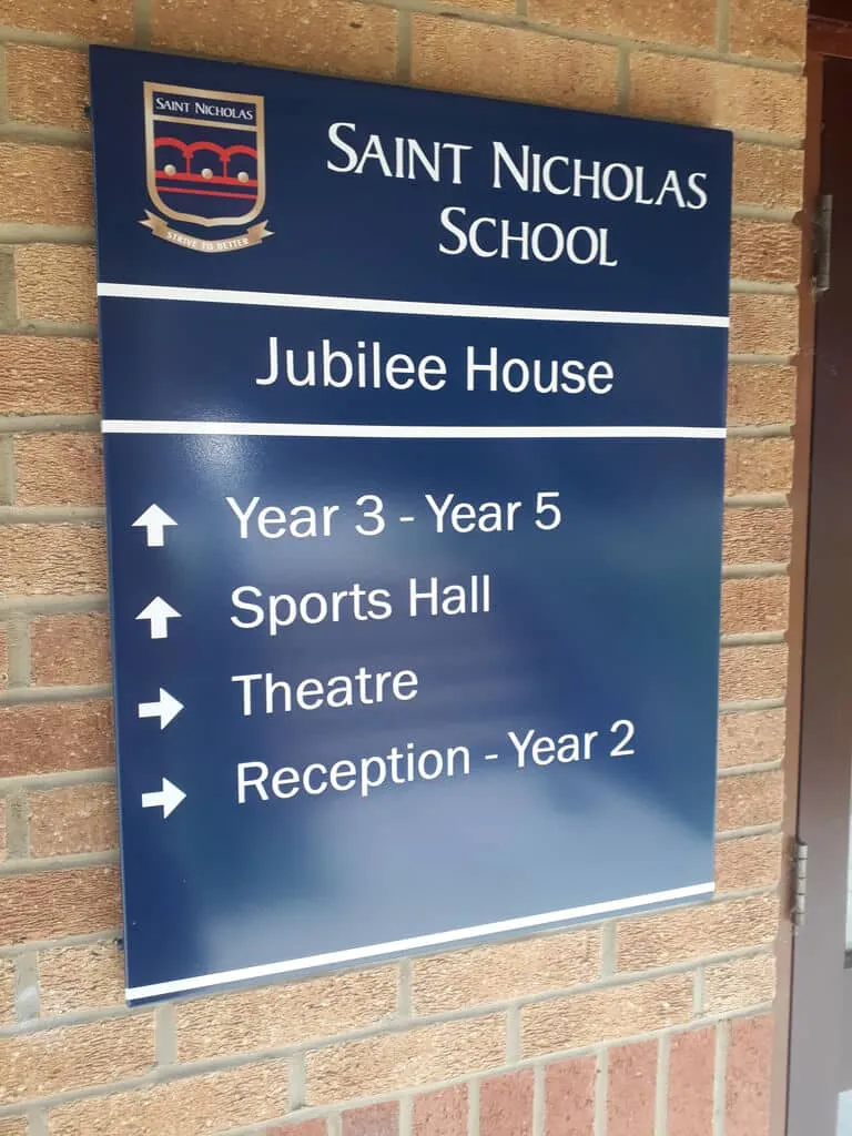 East Herts Signs School Signs & Graphics
