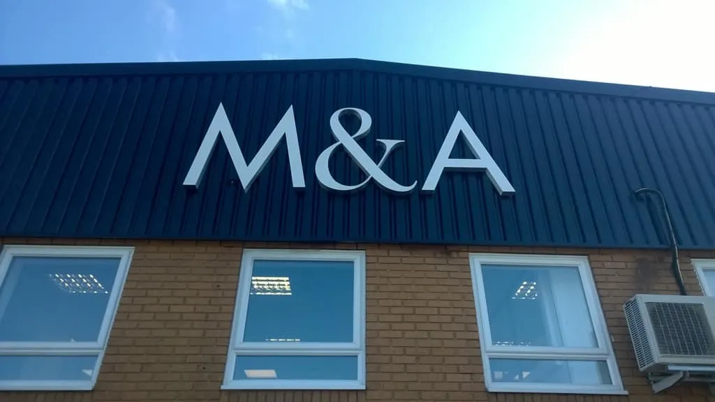 Business Signs 21 East Herts Signs