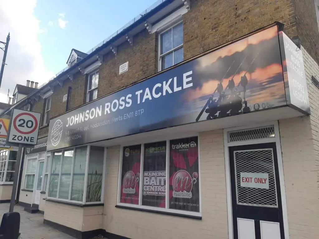 Johnson Ross Tackle
