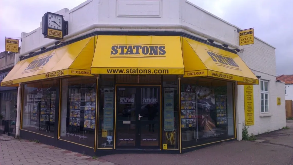 Sun Awnings And Canopies 06 East Herts Signs