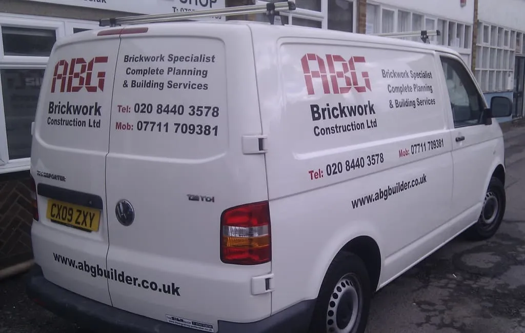 Van Signwriting 04 East Herts Signs